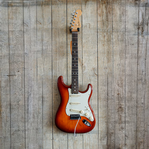 ギター Fender USA American Elite stratocaster Fender American Elite Stratocaster Ebony Fingerboard Tobacco